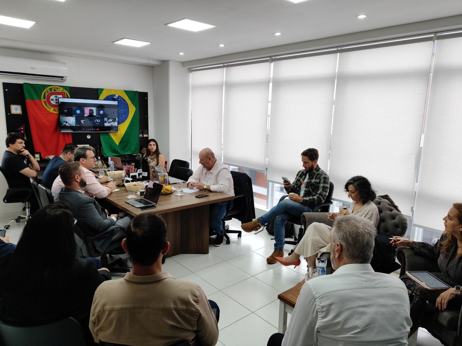 Reunião da Câmara de Comércio Brasil-Portugal de Santa Catarina fortalece laços e cria oportunidades de negócios