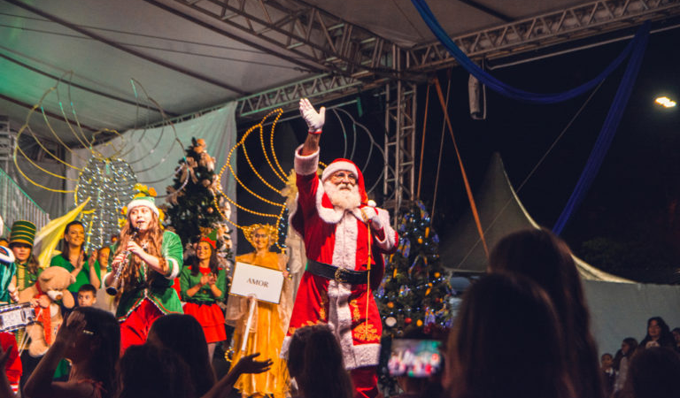 Tradicional Noite de Luz promovida pela Unesc celebra a magia do Natal