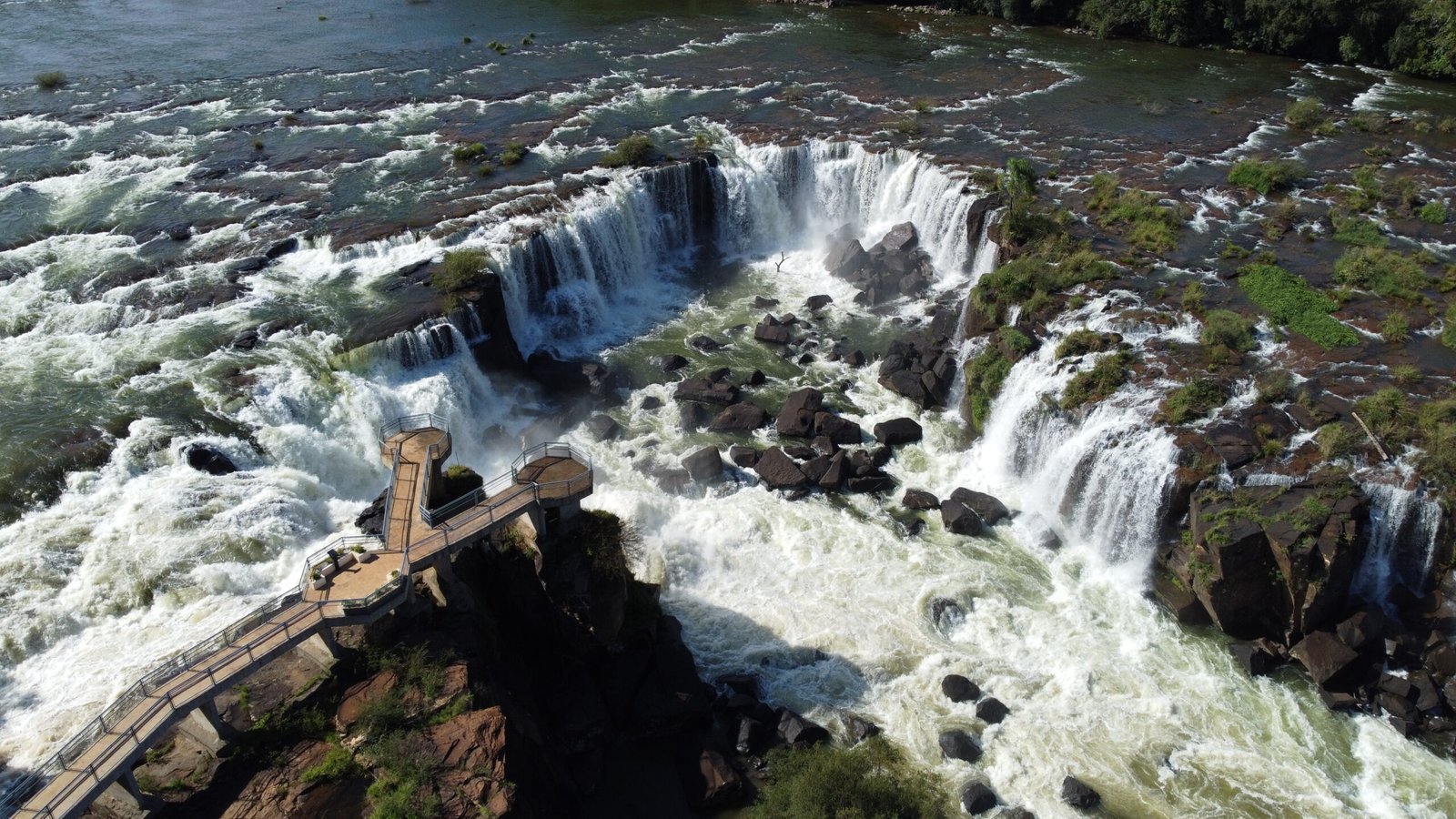 Santa Catarina tem sua própria “versão” das Cataratas do Iguaçu — e você precisa conhecer!