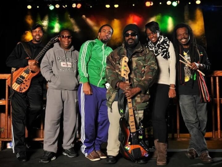 Reggae do The Wailers desembarca em Criciúma com turnê Natural Mystic