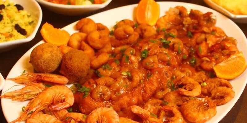 O segredo do maior risoto de frutos do mar do Brasil será revelado em Porto Belo, Santa Catarina