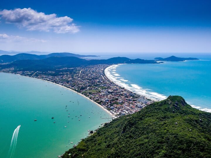 SC mira 2026 com novas rotas e aposta no turismo de experiência como força econômica do estado