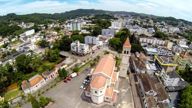 Verão no interior: sítios, vinícolas e experiências rurais no Sul catarinense