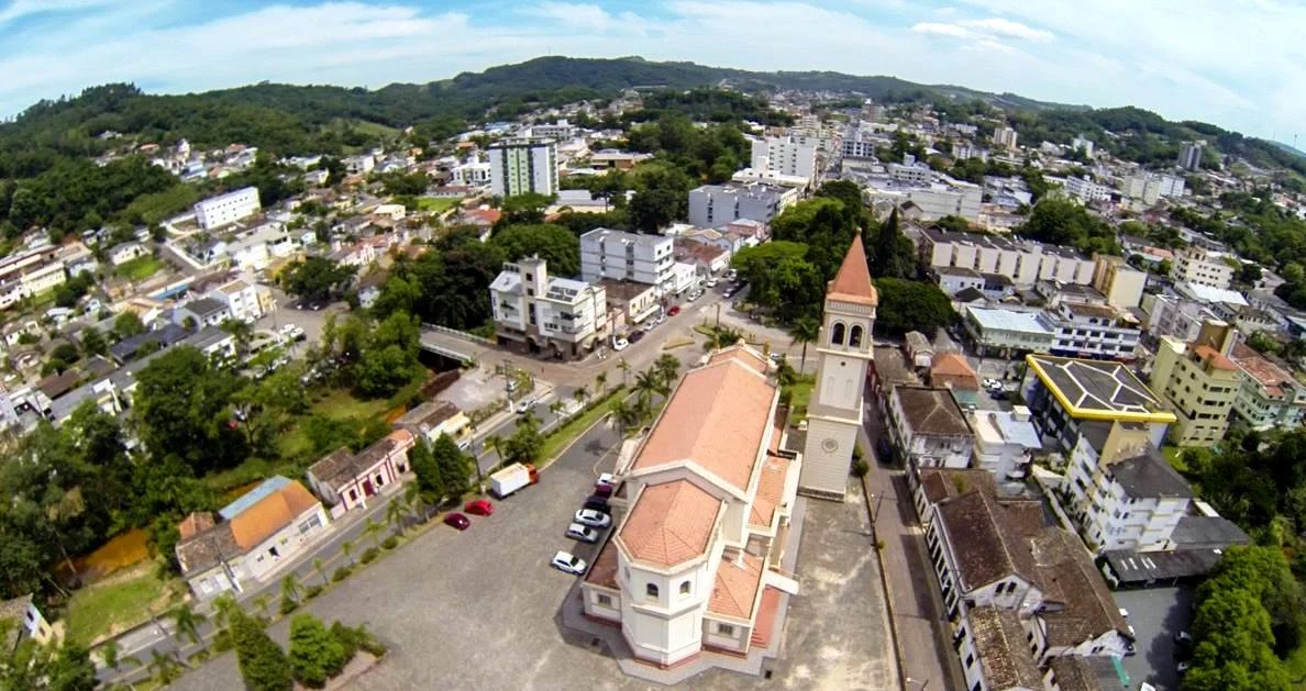 Verão no interior: sítios, vinícolas e experiências rurais no Sul catarinense