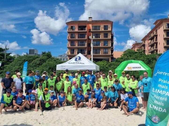 Projeto “Dazum Banho”, da Habitasul, promoveu neste domingo mutirão de limpeza e educação ambiental na praia de Jure