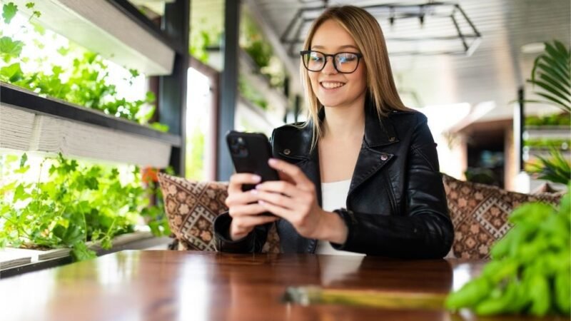 Estruturação digital dos canais de atendimento é providência para não perder clientes e reputação, orienta especialista