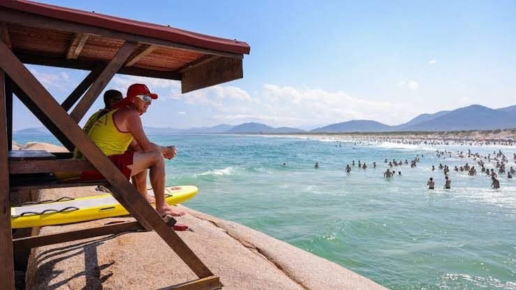 Copa acabou, mas o turismo segue em campo: Santa Catarina mantém alta no setor e atrai visitantes o ano inteiro
