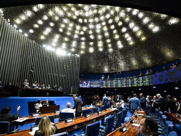 Senado Federal homenageia a ABRAJET pelos seus 69 anos de dedicação ao turismo brasileiro